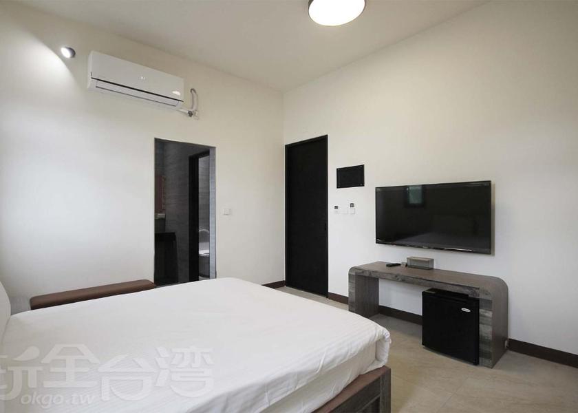Taitung County Lyudao Double Room with Private Bathroom