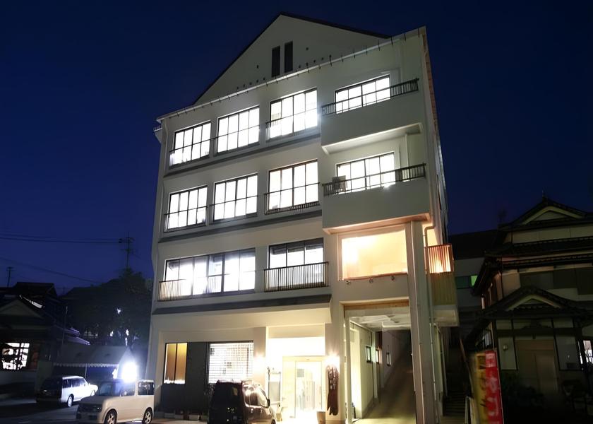 Saga Tara Hotel Exterior