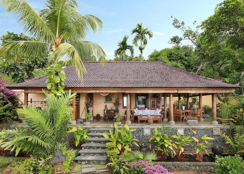 Bali Sukasada Exterior view