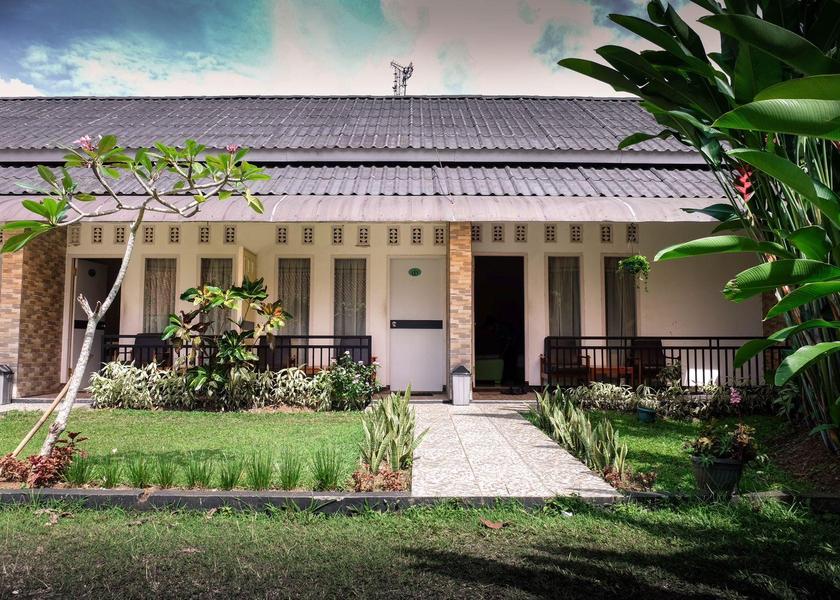 West Java Megamendung Hotel Exterior