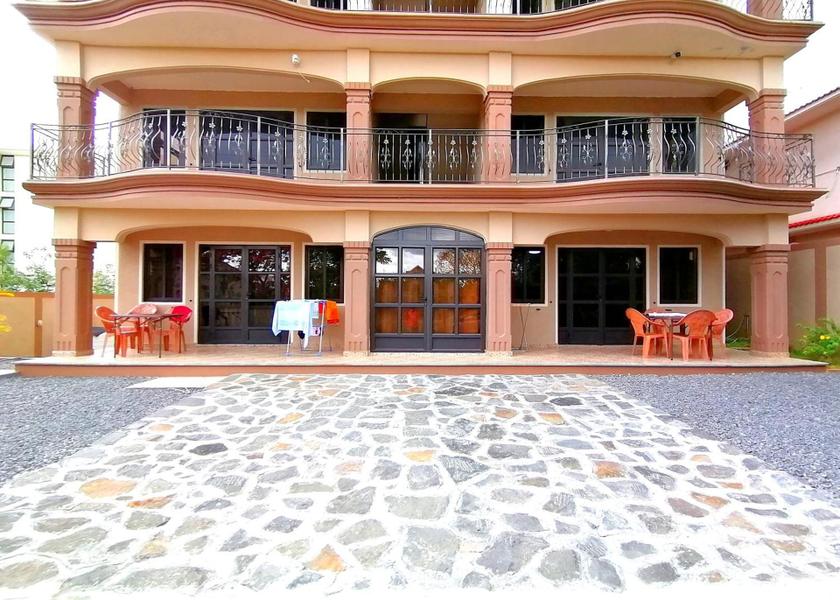 Mont Choisy Exterior view