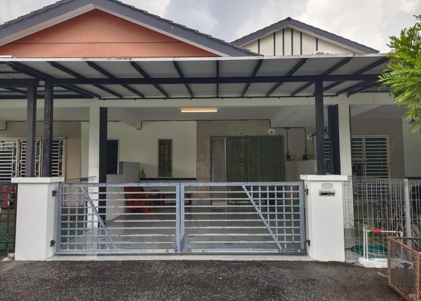 Perak Bota Exterior view