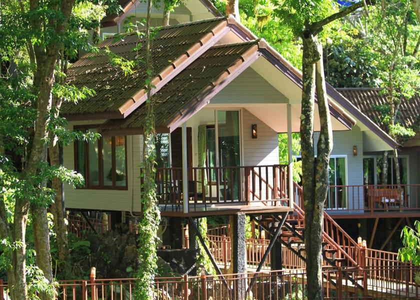 Surat Thani Province Phanom Exterior view