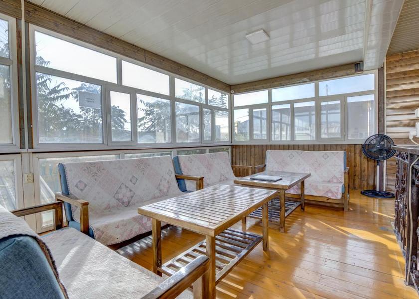  Bishkek Balcony/terrace