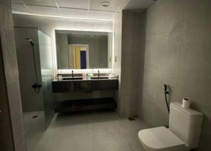Makkah Province Jeddah 2-Bed Room Suite with Private Balcony & Ganges View