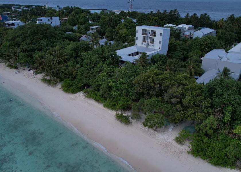 North Ari Atoll Ukulhas Beach
