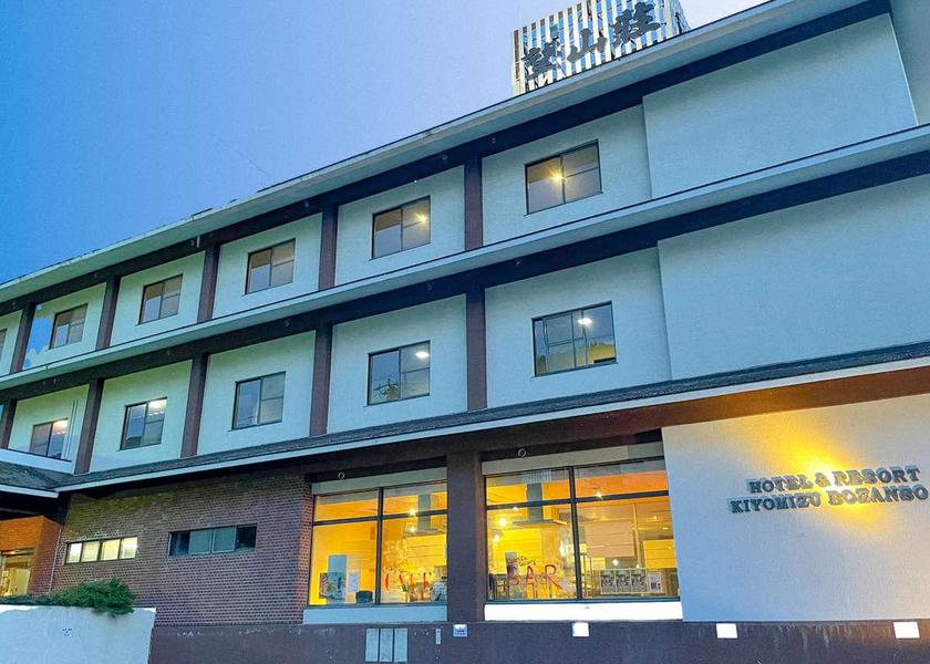 Nagano Yamanouchi Exterior view