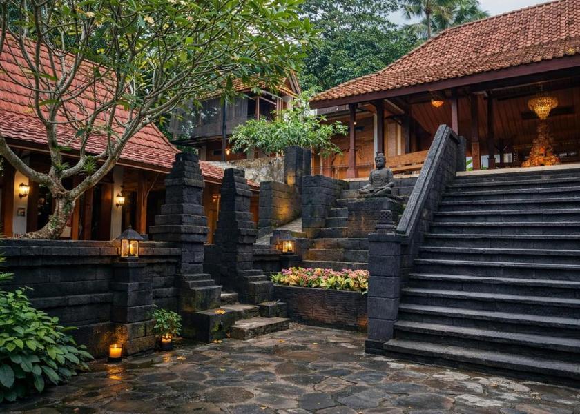 Central Java Borobudur Lobby