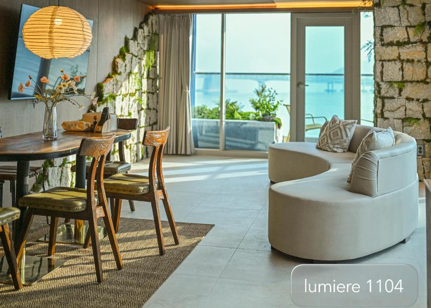  Busan Separate living room