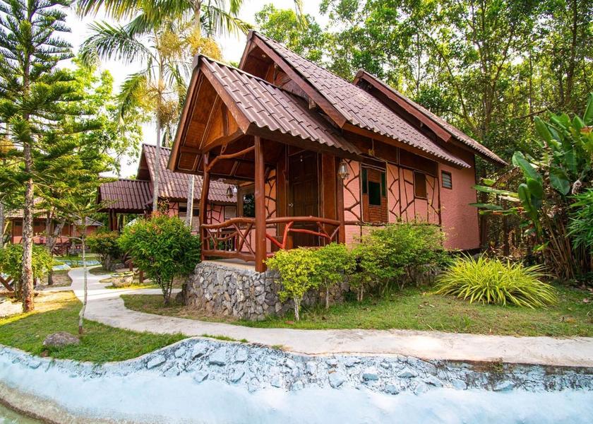 Chanthaburi Province Tha Mai Exterior view