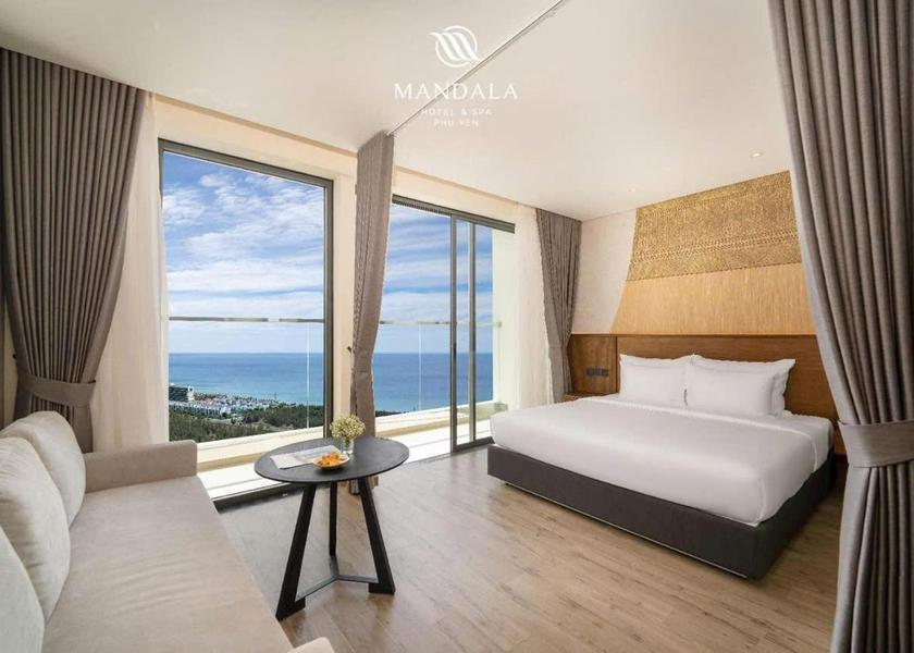 Dak Lak Province Tuy Hoa King Room with Balcony
