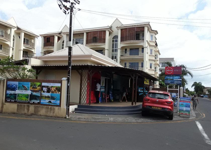 Rivière Noire Flic-en-Flac Exterior view