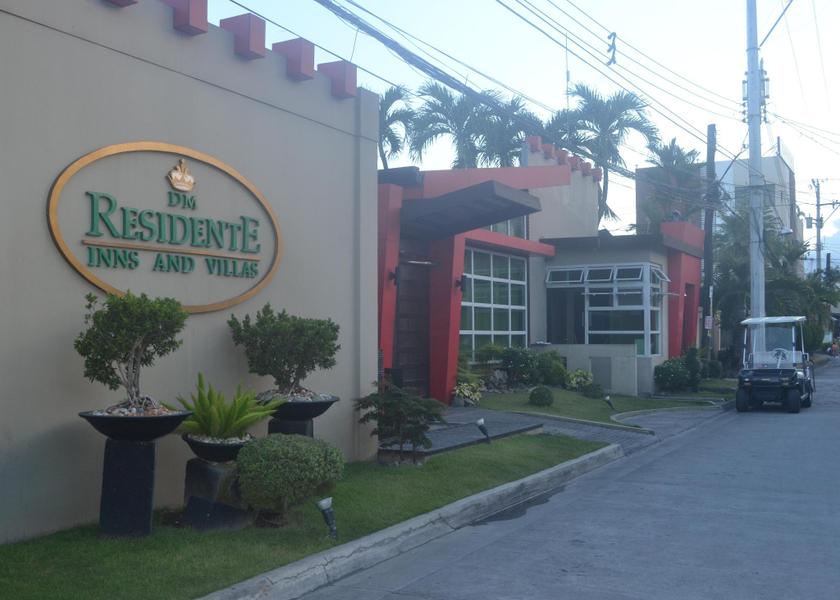 Central Luzon Angeles City Hotel Exterior