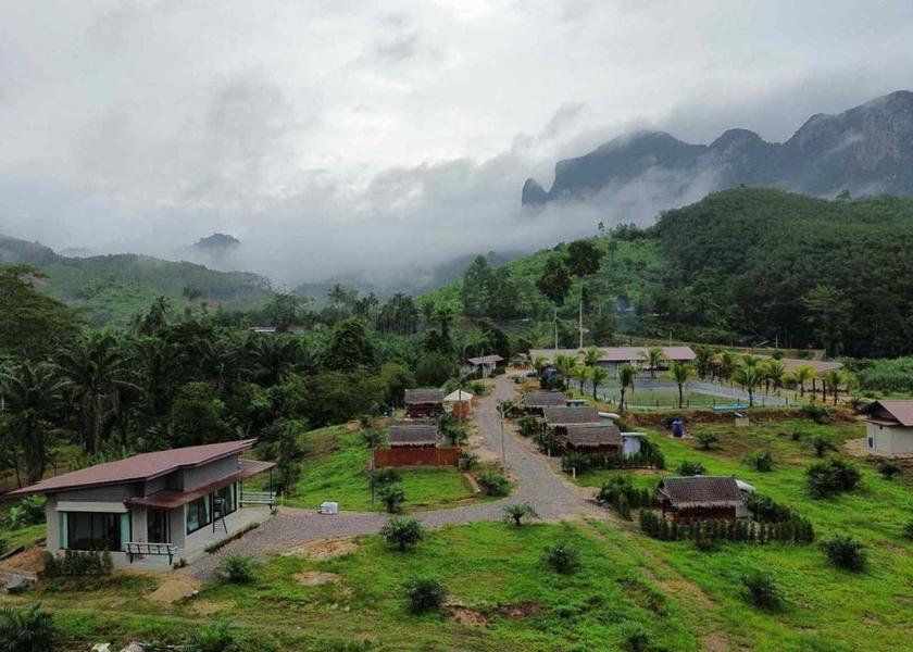 Surat Thani Province Phanom 