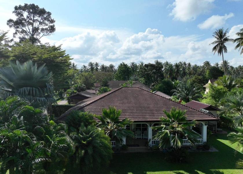 Prachuap Khiri Khan Province Bang Saphan Exterior view