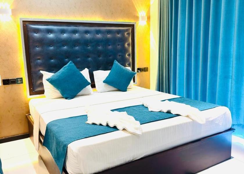 Central Province Sigiriya Double Room with Balcony (2 Adults + 1 Child)