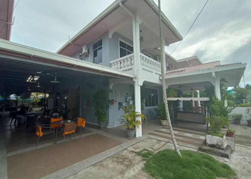 Sabah Semporna Hotel Exterior