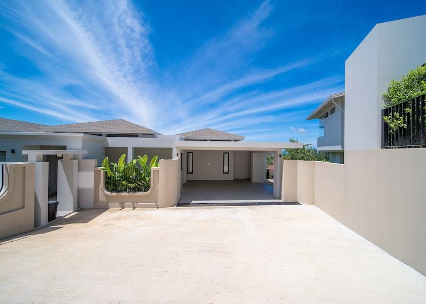 Phuket Province Rawai Front of property