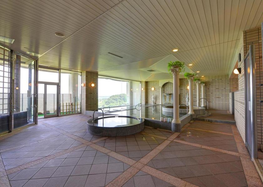 Mie Tsu Hot spring bath