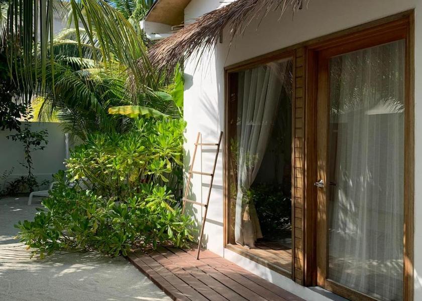 Kaafu Atoll Thulusdhoo Island Exterior view