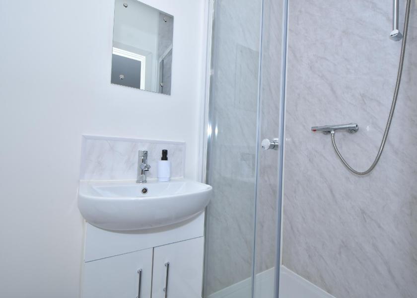 England Burton on Trent Double Room-Private Bathroom