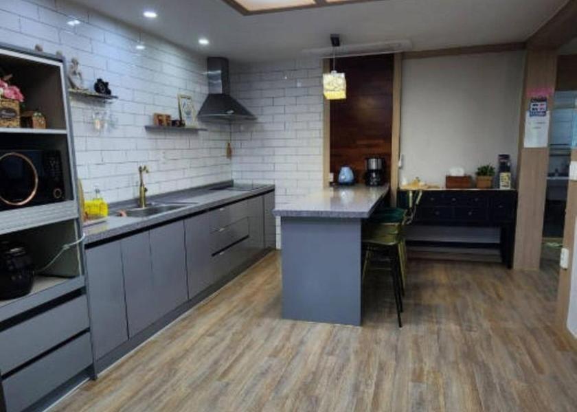 South Chungcheong Buyeo Food & Dining
