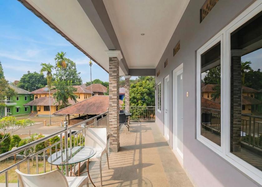 West Java Megamendung Balcony/terrace