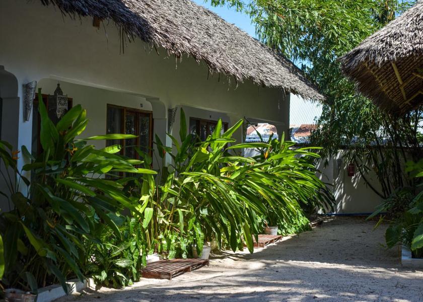  Nungwi Hotel Exterior
