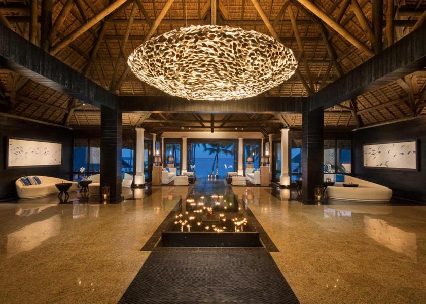  Belle Mare Lobby