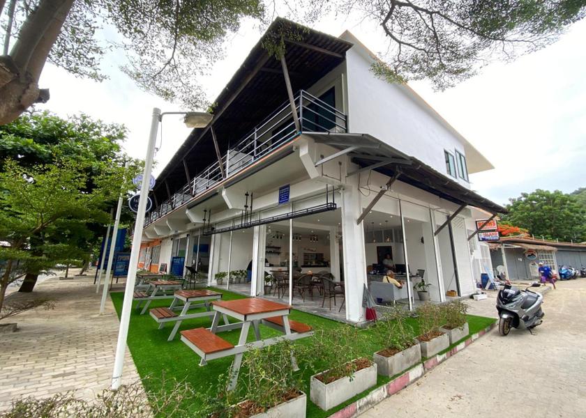 Surat Thani Province Koh Tao Exterior view