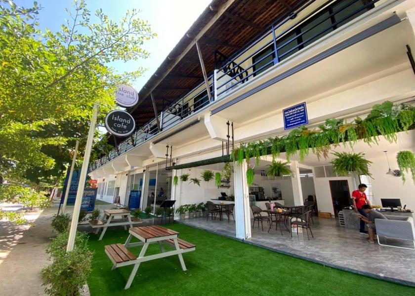 Surat Thani Province Koh Tao Exterior view