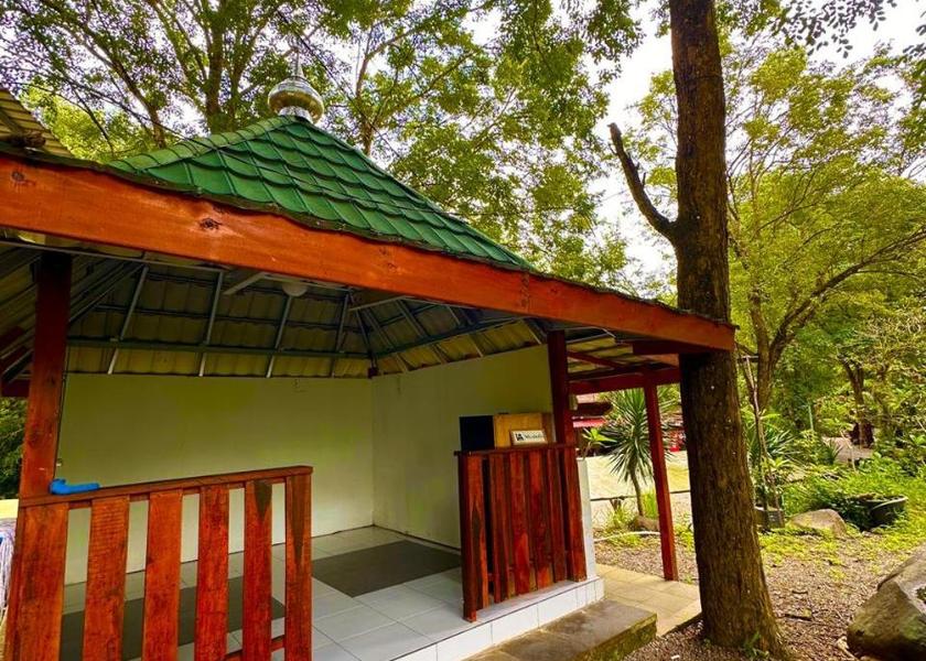 Central Java Mungkid Exterior view