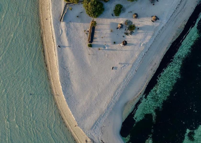 South Ari Atoll Dhangethi 