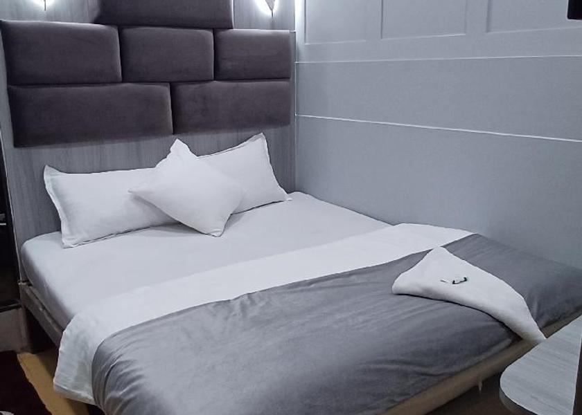 Maharashtra Mumbai Bedroom