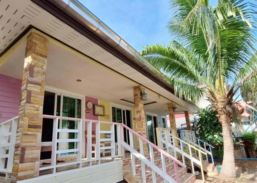 Chonburi Province Koh Lan Hotel Exterior
