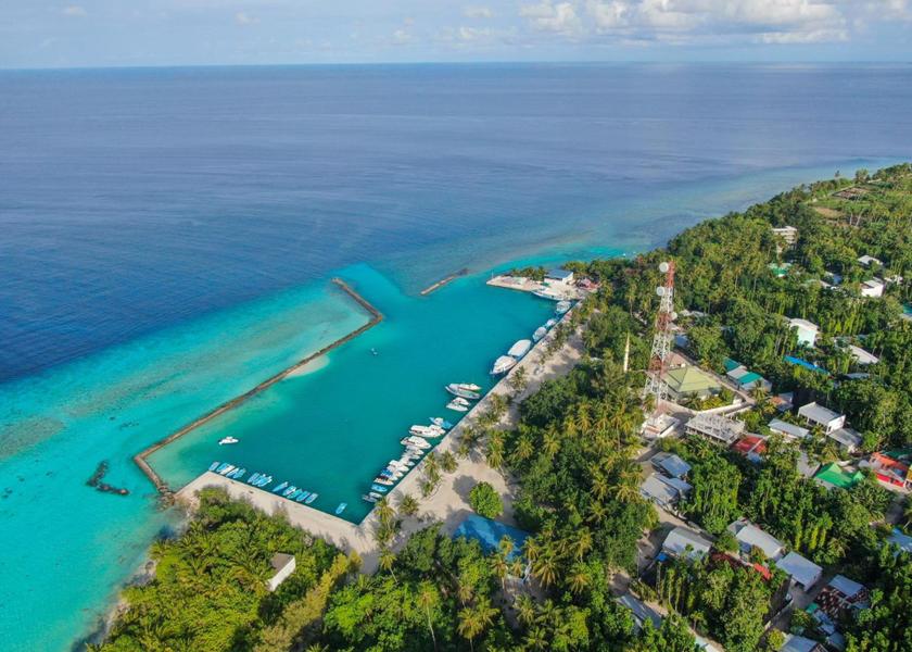 North Ari Atoll Thoddoo Exterior view