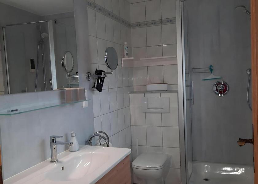 North Rhine-Westphalia Medebach Triple Room with Shower