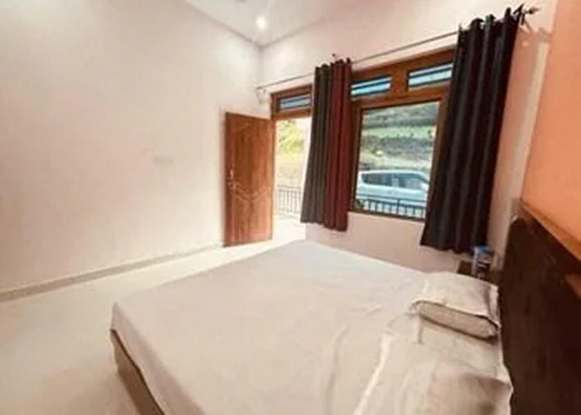 Uttarakhand Kedarnath Triple Bed Room