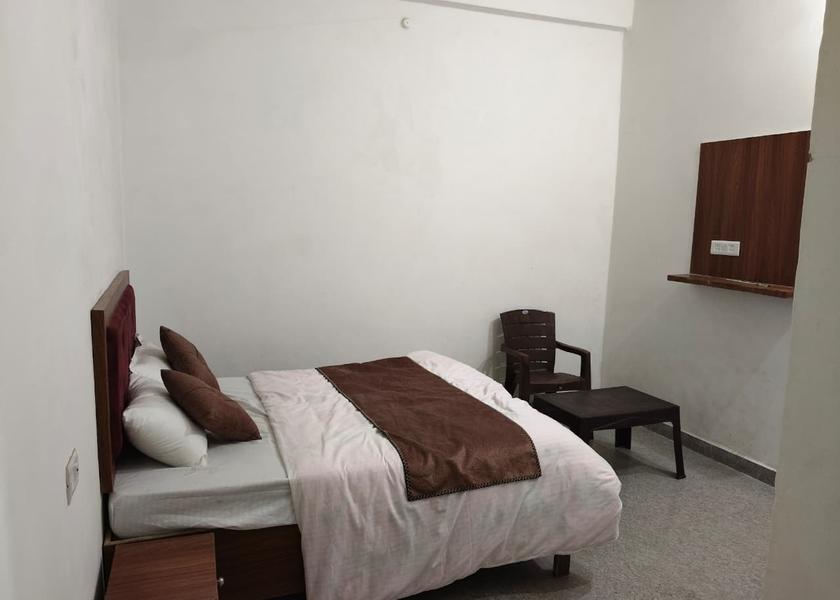 Uttar Pradesh Kosi Kalan Deluxe Room