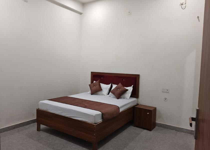 Uttar Pradesh Kosi Kalan Deluxe Room