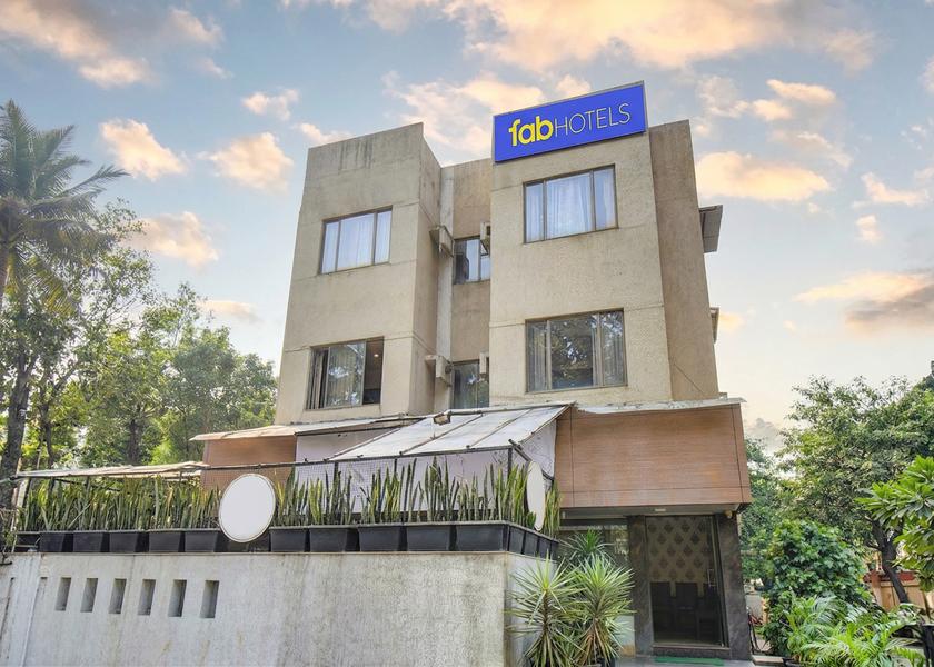 Maharashtra Pune Hotel Exterior