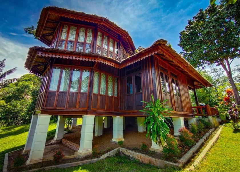 North Sumatra Bukit Lawang Exterior view