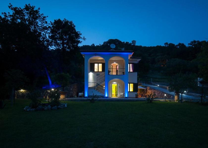 Campania Ispani Garden