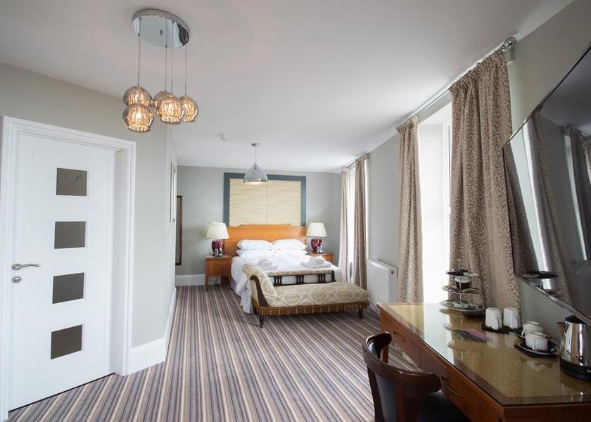 England Bexhill-on-Sea King-Ensuite with Bath-Sea View-Room 4