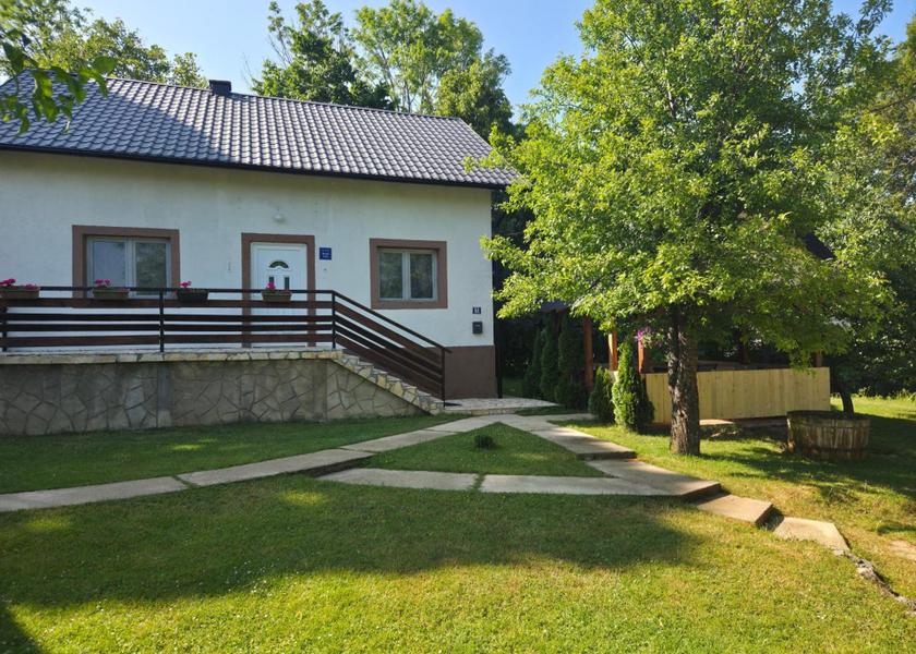 Lika-Senj Plitvicka Jezera Exterior view