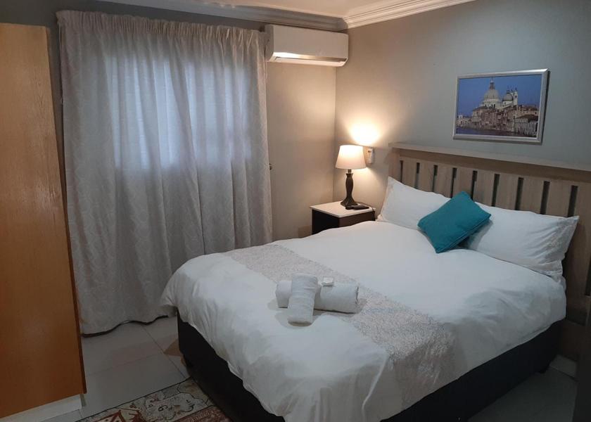 Free State Bloemfontein Triple Room with Private Bathroom