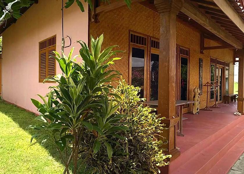 West Nusa Tenggara Gili Gede Hotel Exterior