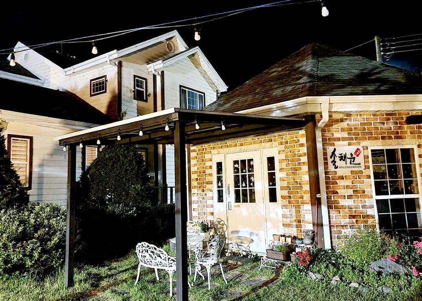South Gyeongsang Sancheong Hotel Exterior