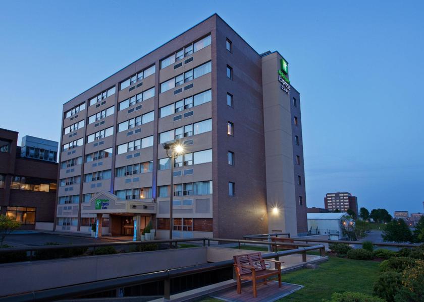 New Brunswick Saint John Exterior view