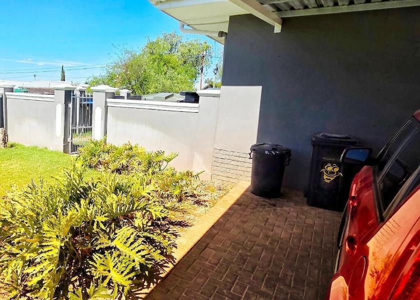 Western Cape Beaufort West Property grounds